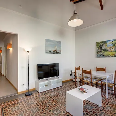 Apartment Benedetta 8 Florence